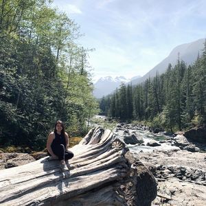 Meet your Posher, Emma